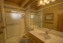 RedAwning Lake Tahoe Cabin Near Sunnyside Marina